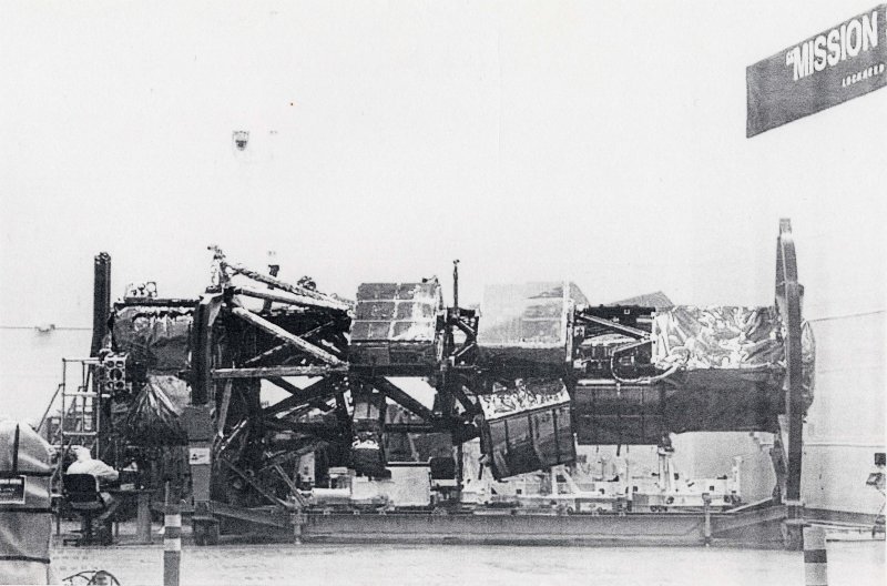 Amateur Observations Suggest 20-Year-Old Spy Satellite Was Destroyed